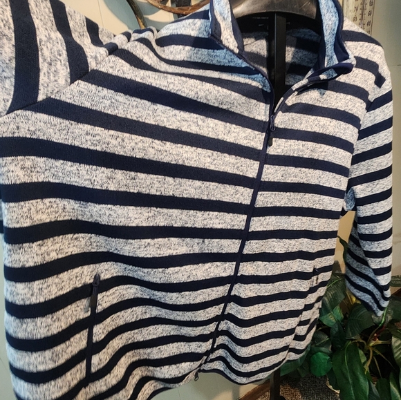 Ulla Popken Active Sport Striped Polyester Zip Jacket - Picture 5 of 13